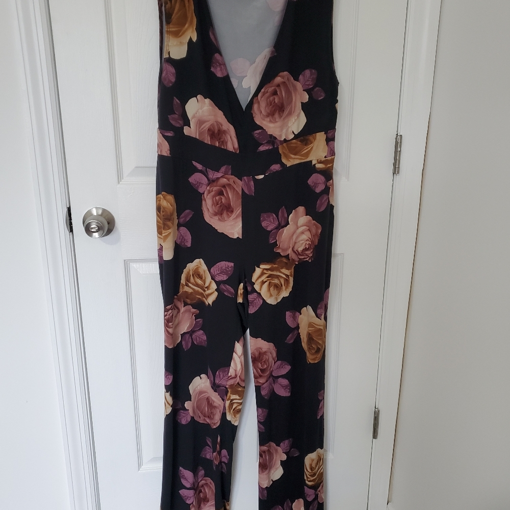 💐Floral Jumpsuit